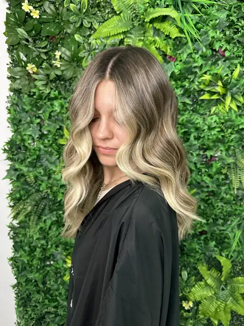 Balayage y rubios — trabajo de Pepa Romero