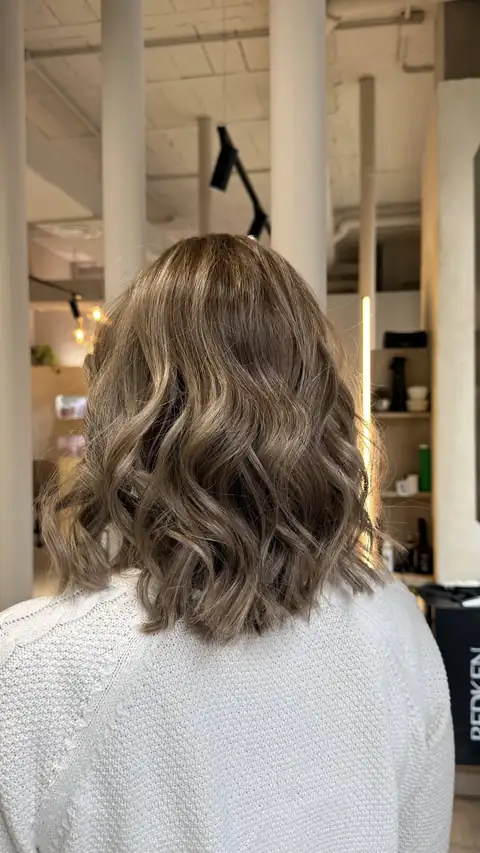 Balayage y rubios — trabajo de Pepa Romero